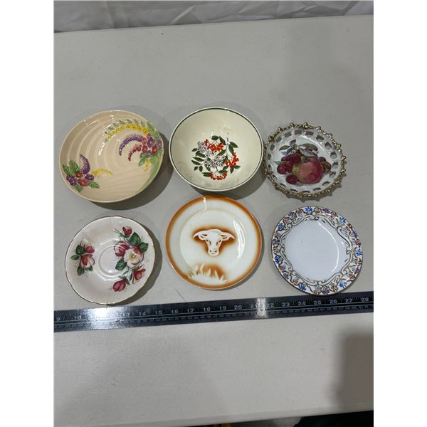 Vintage saucers & bowls - assorted (1 small chip in larger bowl)