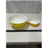 Image 1 : Vintage Pyrex casserole & mixing bowl