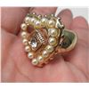 Image 4 : Gold Colored Ring Heart Shapes with Pearls