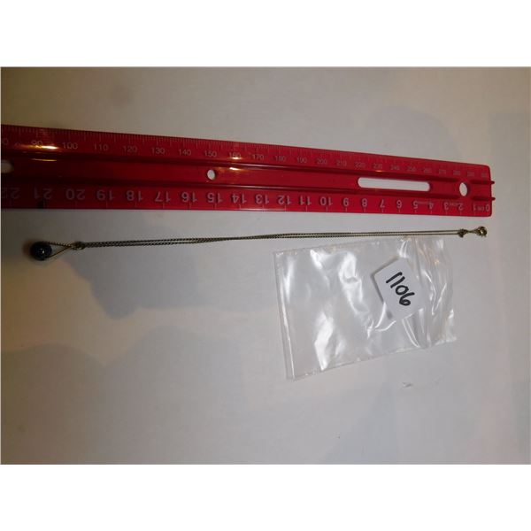 1106.  GOLD FILLED PENDANT AND GOLD-FILLED CHAIN