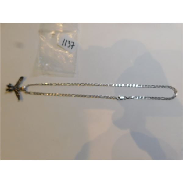 1137.  MEN’S STERLING EAGLE PENDANT ON HEAVY STERLING CHAIN