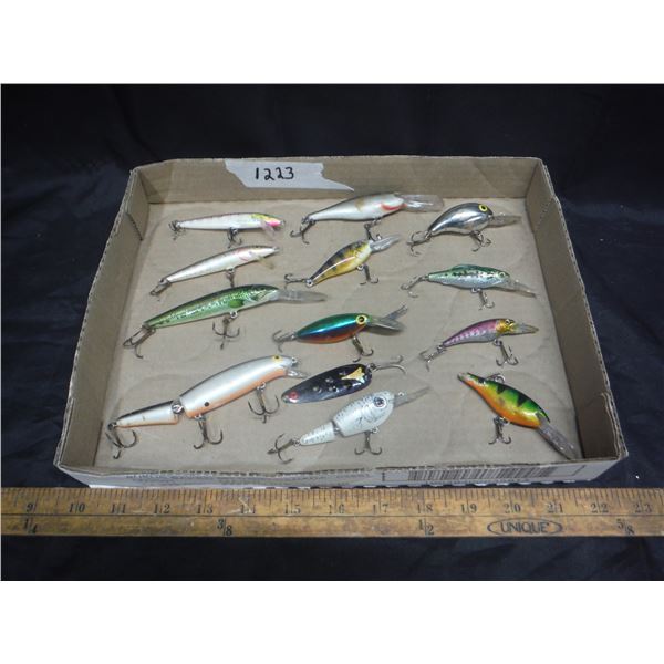 13 Fishing Hooks