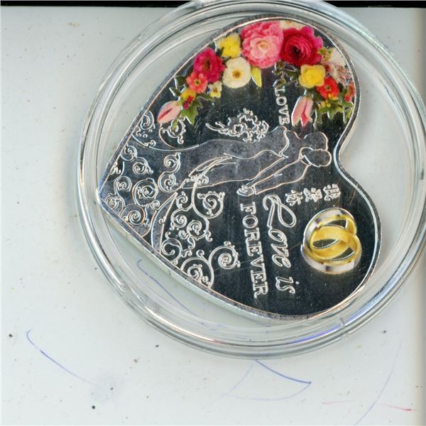 heart Shaped Multi Language "love" Coin Heart