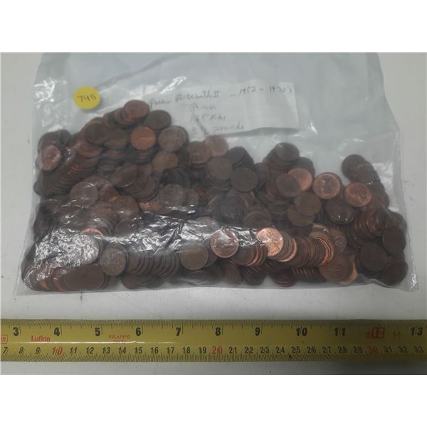 1952 to 1970s Queen Elizabeth II Canada Pennies; 1.65 kilos (3.5 pounds)
