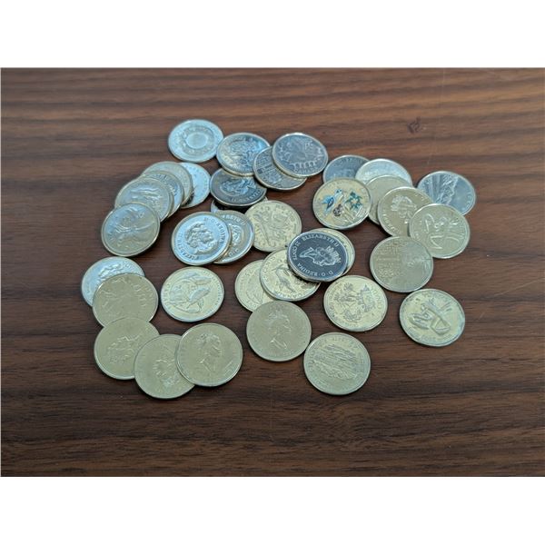 Lot of Misc. Canadian Quarters (Hope For Green Future, 2002 P 25, Canadian Coin Ring 2000, and etc.)