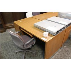 Oak S.p. Desk
