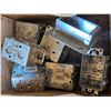 Image 2 : Lot of electronic boxes