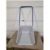 Image 1 : Push snow shovel