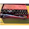 Image 2 : Large socket set- up to 2"