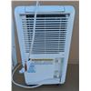 Image 2 : De Humidifier - Works