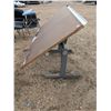 Image 2 : Vintage drafting Table 60"x37.5"
