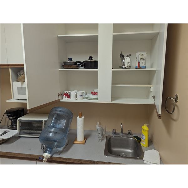 CONTENTS OF KITCHEN-BRING YOUR OWN BOXES. COFFEE MAKER, KETTLE, WATER JUG AND STAND, SMALL