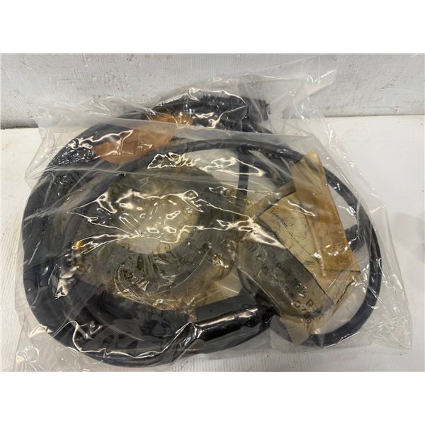 Lot of Cables - Turck #RK 4.6T-15-RS 4.6T/S90/S760 & TECHMOTIVE #23690-B Rev B