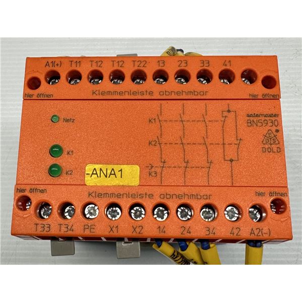E.Dold & Sohme KG #BN5930 Safety Relay