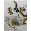 Image 2 : Vintage Hardware