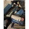 Image 2 : Delta 10" Compound Miter Saw