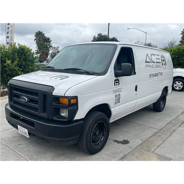 FORD  E-150 2011 T-REPO 2 DAYS