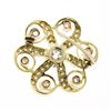 Image 4 : Antique Victorian 18k Gold 1.97 ctw Old European Diamond Swirl Flower Pin Brooch