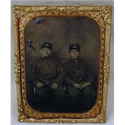 ANTIQUE CIVIL WAR TIN TYPE PHOTO OF 2 SOLDIERS IN 