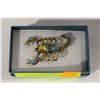 Image 1 : GOLD TONES AND TEAL RHINESTONES SCORPIO BROOCH