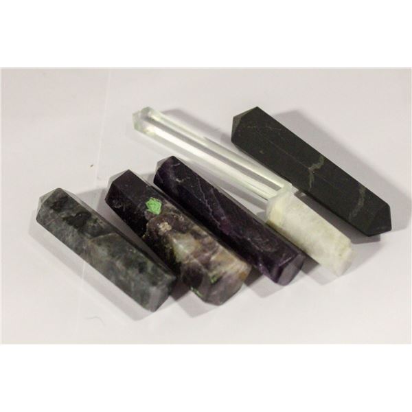 LOT OF SINGLE & DOUBLE TERMINATED CRYSTAL POINTS