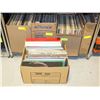 Image 1 : ESTATE LOT OF VARIOUS RECORDS