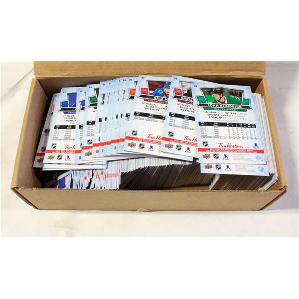5" LONG CARD BOX ASSORTED SPORTS CARDS