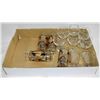 Image 1 : LOT OF VARIOUS STEMWARE