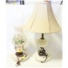 Image 1 : 2 VINTAGE LAMPS