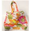 Image 1 : CLINIQUE BEACH BAG WITH MAKE-UP BAG