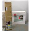 Image 2 : ELECTRIC FIREPLACE INSERT AND MANTLE 2 BOXES