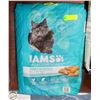 Image 1 : 7.26KG BAG OF IAMS CAT FOOD