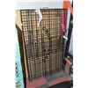 Image 1 : EXTRA LARGE DOG KENNEL NO BOTTOM TRAY 30"X48"-