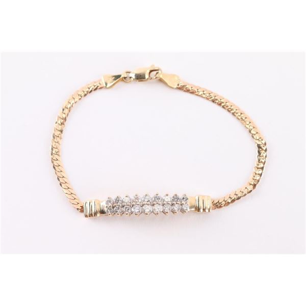 Ladies' 14K Gold & Diamond Bracelet.