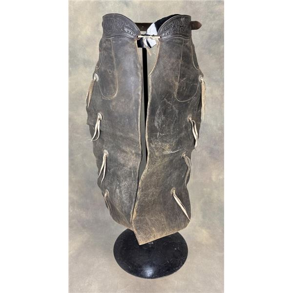 AA Cuen Outwest Saddlery Batwing Cowboy Chaps