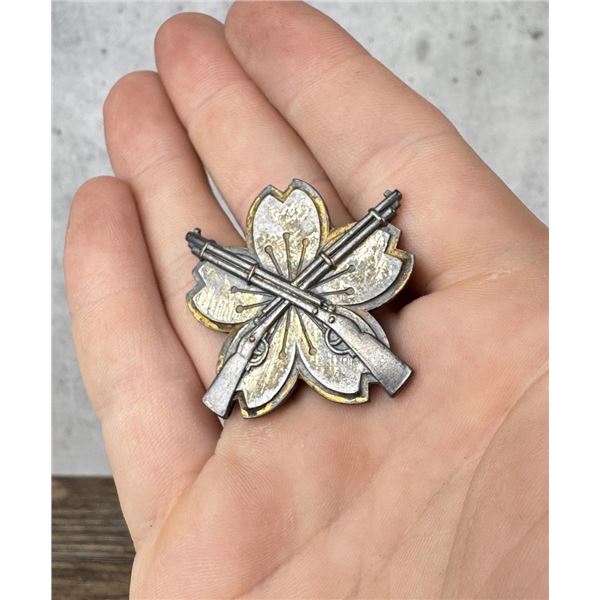 WW2 Japanese 2nd Class Marksman Badge
