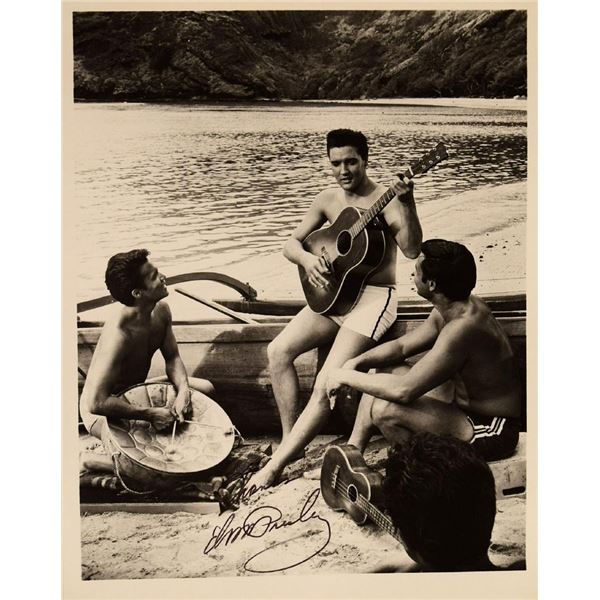 Elvis Presley signed photo