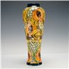 Image 1 : Moorcroft Pottery Large Regent Vase