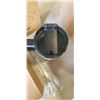 Image 4 : 2 NEW 30.OZ STAINLESS DUAL WALL VACUUM INSULATED MUGS