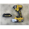 Image 1 : DEWALT 20V MAX IMPACT DRILL WITH 2 BATTERIES, ONE IS 5AH