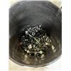 Image 2 : BOX OF CONCRETE ANCHORS AND BUCKET OF BOLTS