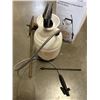 Image 2 : VINTAGE WOOD SPLITTER AND 2 GALLON SPRAYER