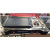 Image 2 : CAMP CHEF RAINIER 2X COMBINATION CAMP STOVE