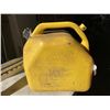 Image 2 : LADDER JACK AND DIESEL JERRY CAN