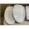 Image 2 : 3 BRONDELL NON-ELECTRIC BIDETS ONE HAS ACCESSORY KIT