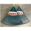 Image 2 : 2 NEW PLASTIC RAKES