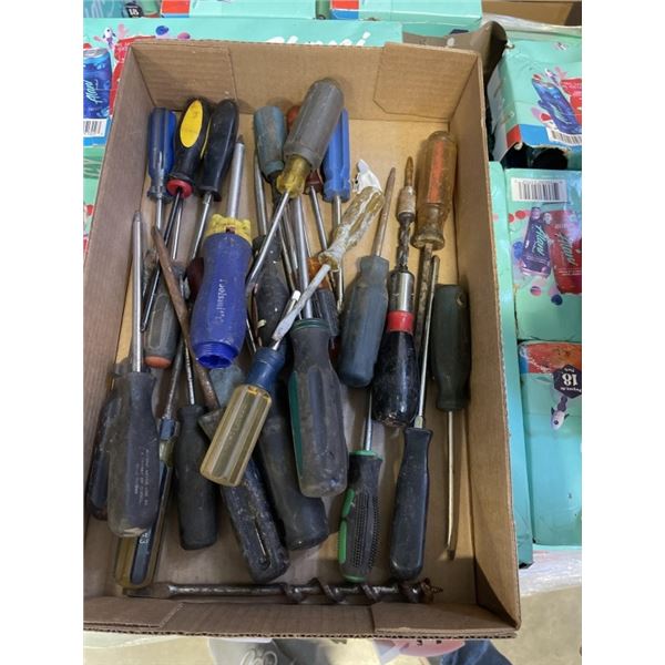 TRAY OF SCREW DRIVERS AND STAPLER