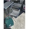Image 1 : FOLDING DRYING RACK AND ROLLING COMPOST BIN