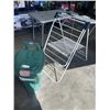 Image 2 : FOLDING DRYING RACK AND ROLLING COMPOST BIN