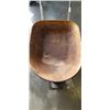 Image 2 : METAL WHEEL BARREL